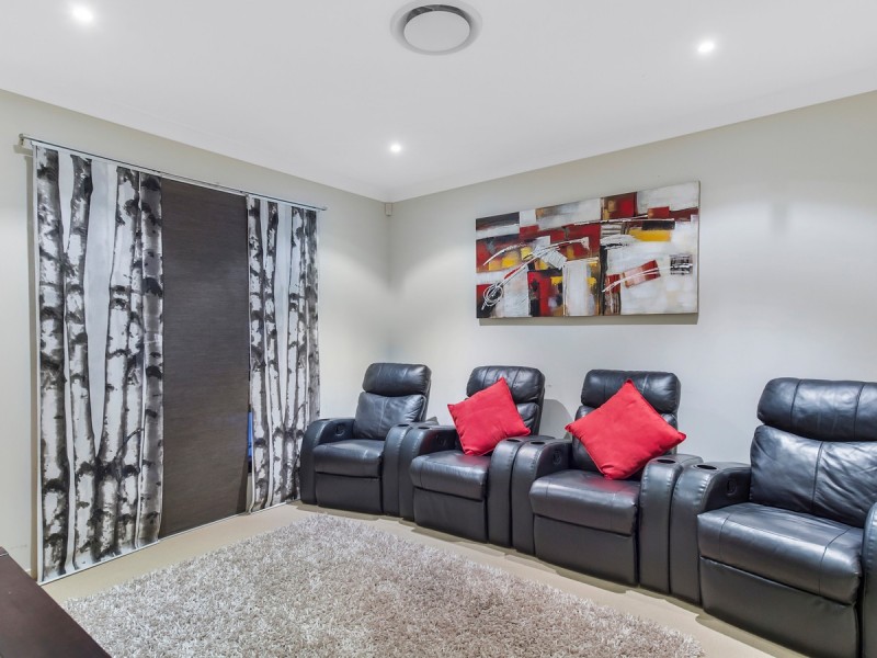 24 Boambillee Drive, Coomera Waters QLD 4209