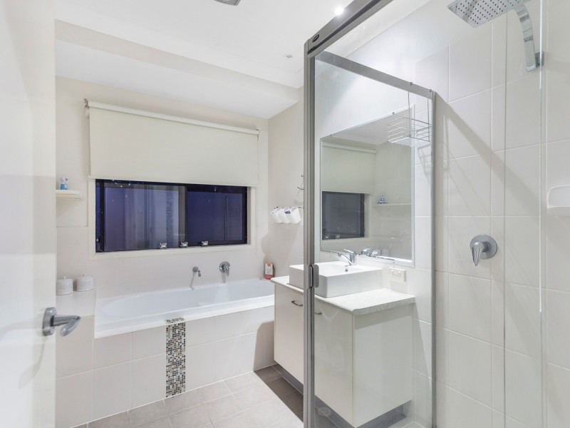 24 Boambillee Drive, Coomera Waters QLD 4209