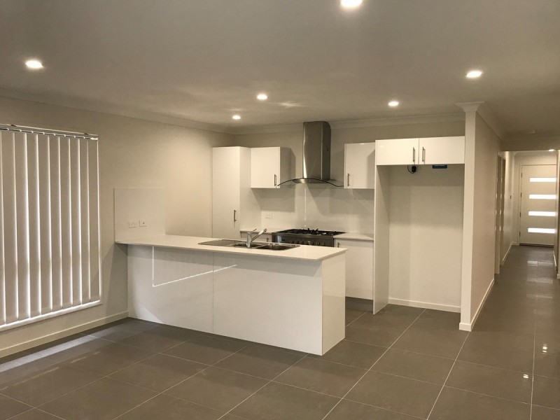 31 Gordon Street, Ormeau Hills QLD 4208