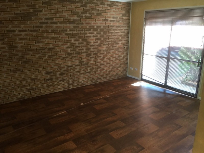 2/4 Conoble Court, Eagleby QLD 4207