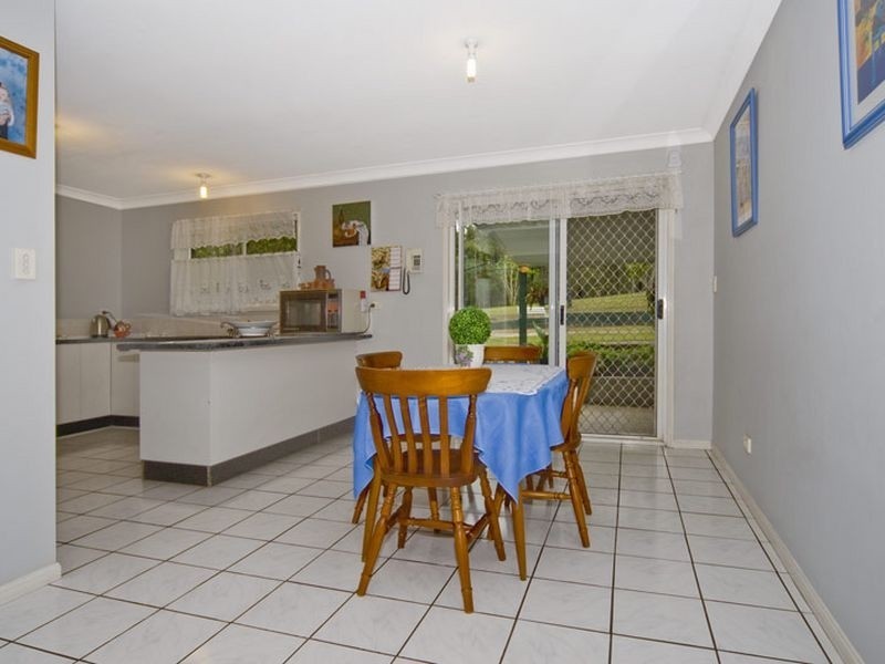 Yatala QLD 4207