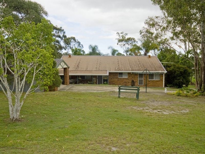 Yatala QLD 4207
