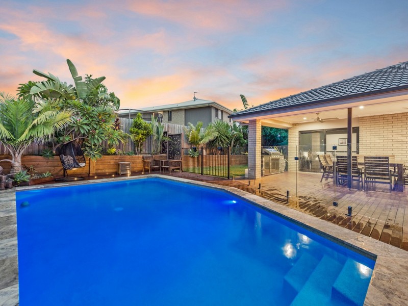 6 Hollanders Crescent, Ormeau Hills QLD 4208