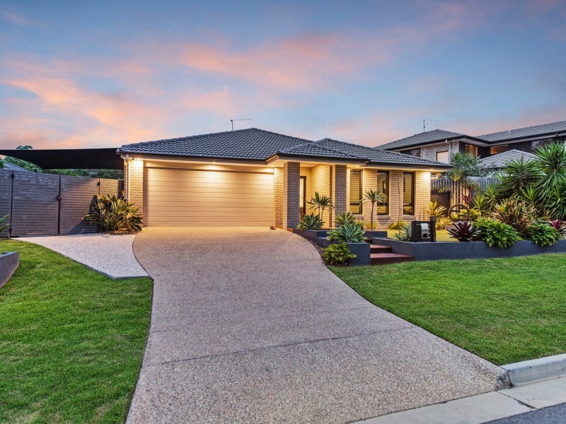 6 Hollanders Crescent, Ormeau Hills QLD 4208