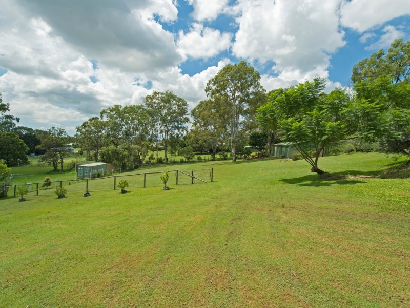 10 Vennor Drive, Ormeau QLD 4208