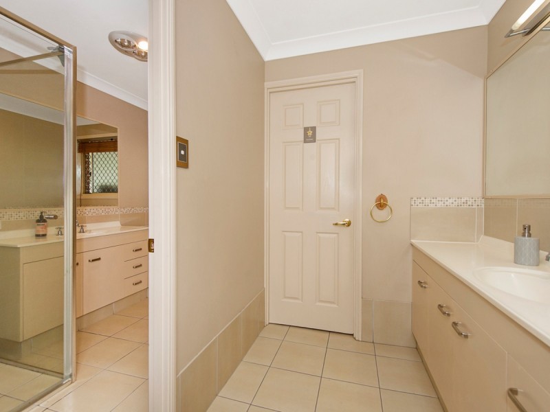 4 Arthur Way, Ormeau QLD 4208