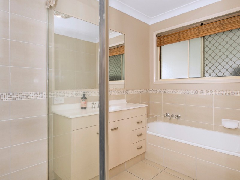 4 Arthur Way, Ormeau QLD 4208