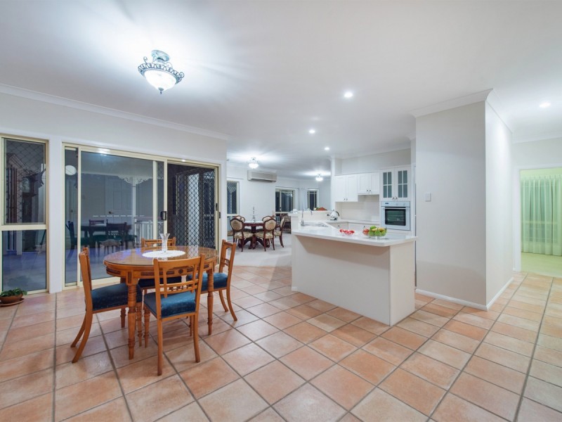 22 Kristy Court, Yatala QLD 4207