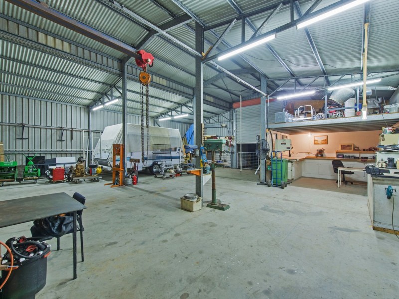 22 Kristy Court, Yatala QLD 4207