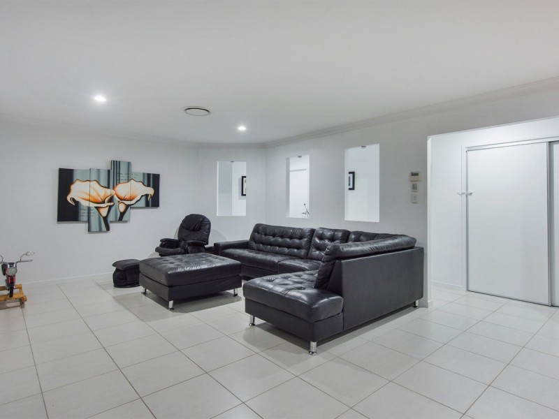 66 Landsdowne Drive, Ormeau Hills QLD 4208