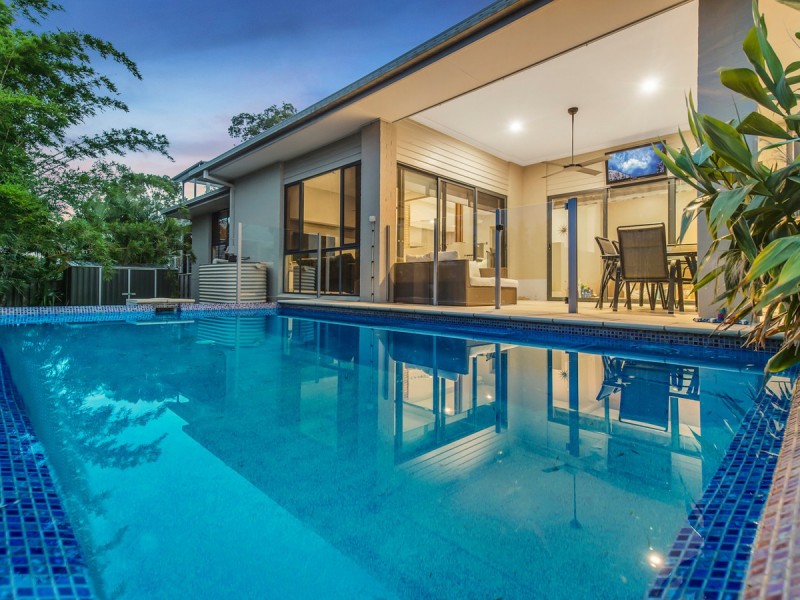 7 Peachester Close, Ormeau QLD 4208