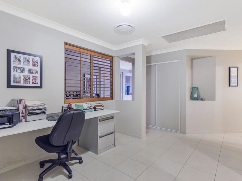 7 Peachester Close, Ormeau QLD 4208