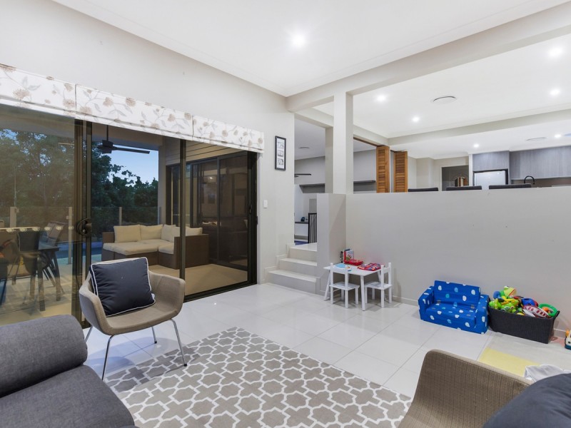 7 Peachester Close, Ormeau QLD 4208