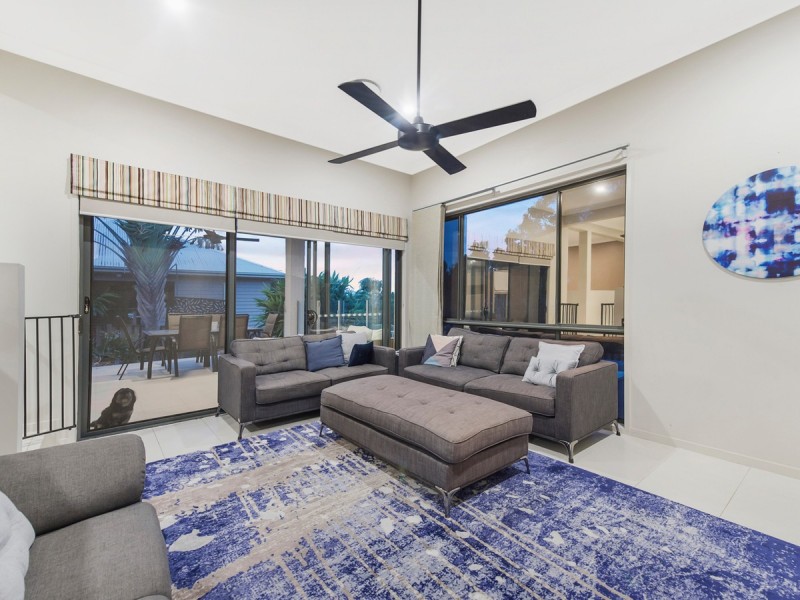 7 Peachester Close, Ormeau QLD 4208