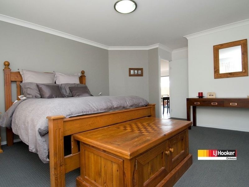 20 Lawley Cres, Pacific Pines QLD 4211