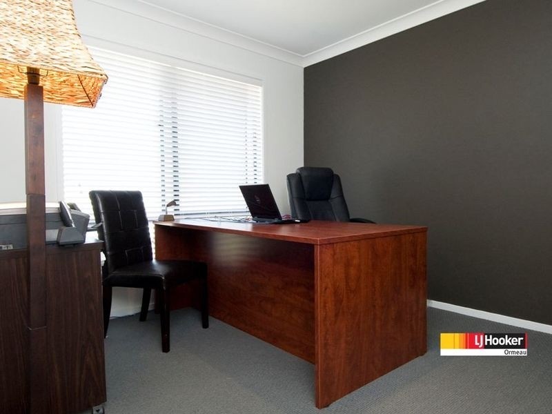 20 Lawley Cres, Pacific Pines QLD 4211