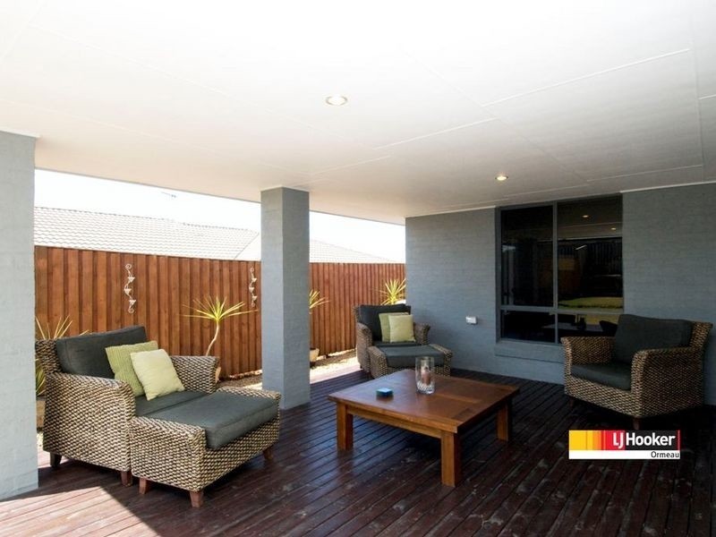 20 Lawley Cres, Pacific Pines QLD 4211