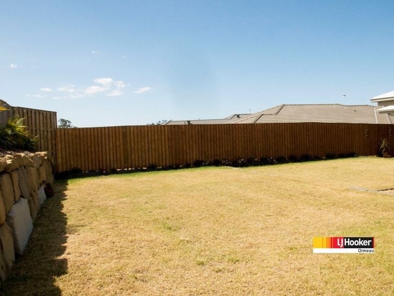 20 Lawley Cres, Pacific Pines QLD 4211