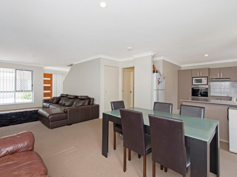 4/70-72 Riverhills Road, Eagleby QLD 4207