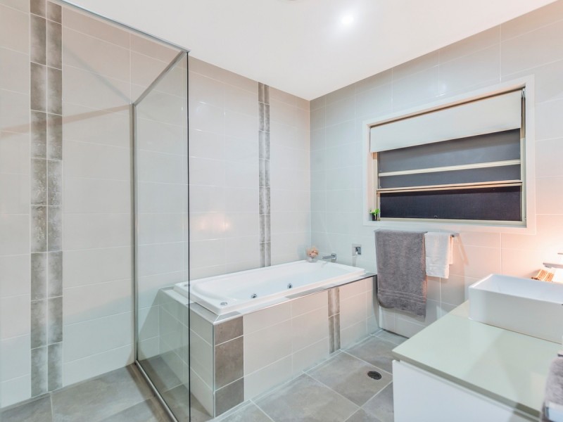 6 Byram Court, Ormeau Hills QLD 4208