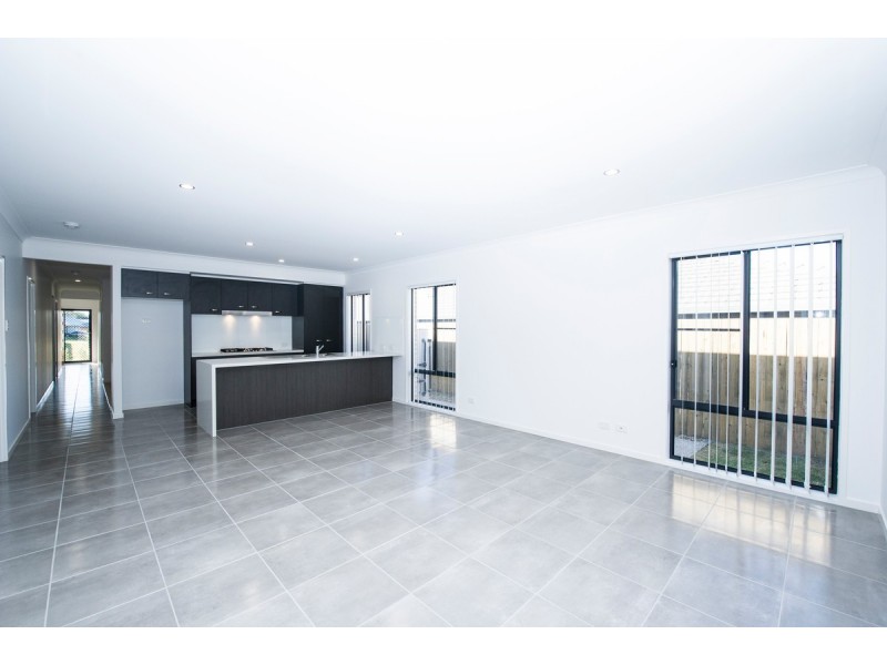 15 Cassius Way, Ormeau QLD 4208