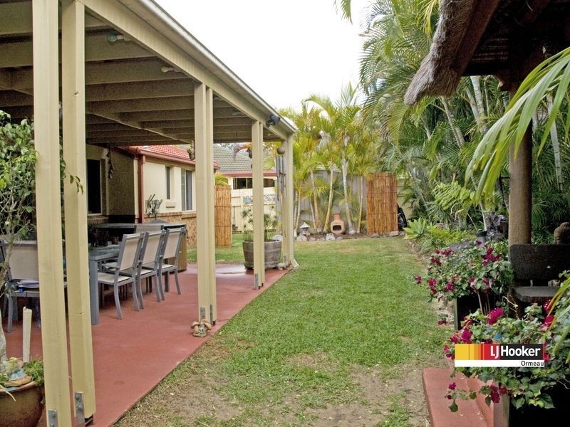 33 Davis Cup Crt, Oxenford QLD 4210
