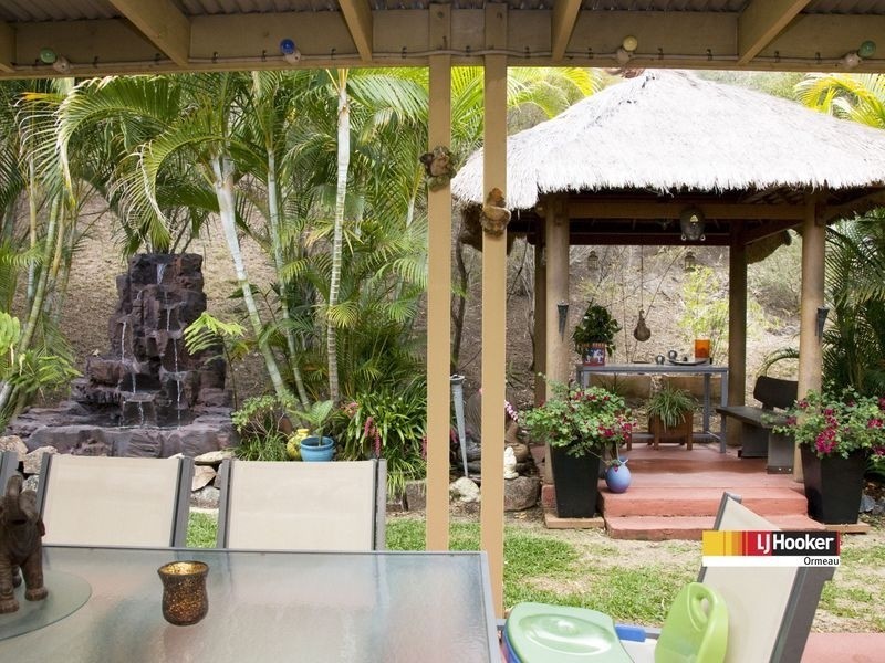 33 Davis Cup Crt, Oxenford QLD 4210