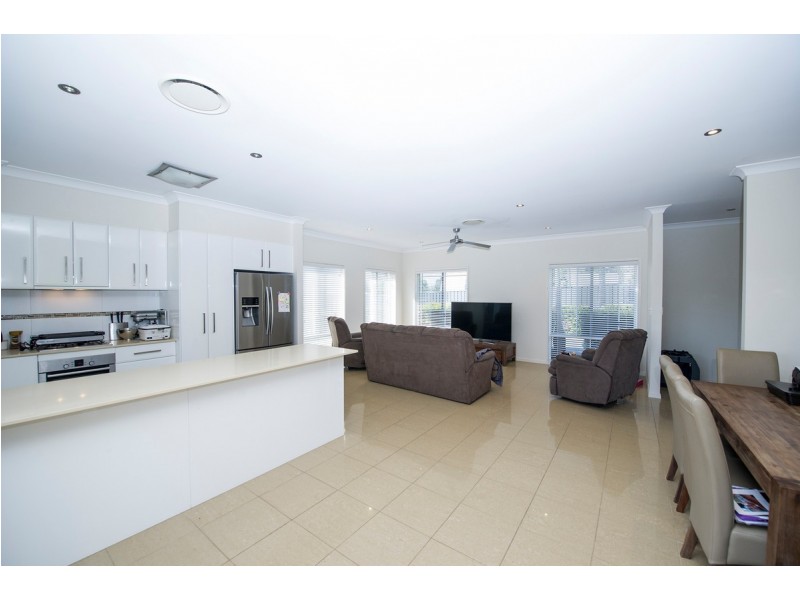 3a Mobbs Place, Ormeau QLD 4208