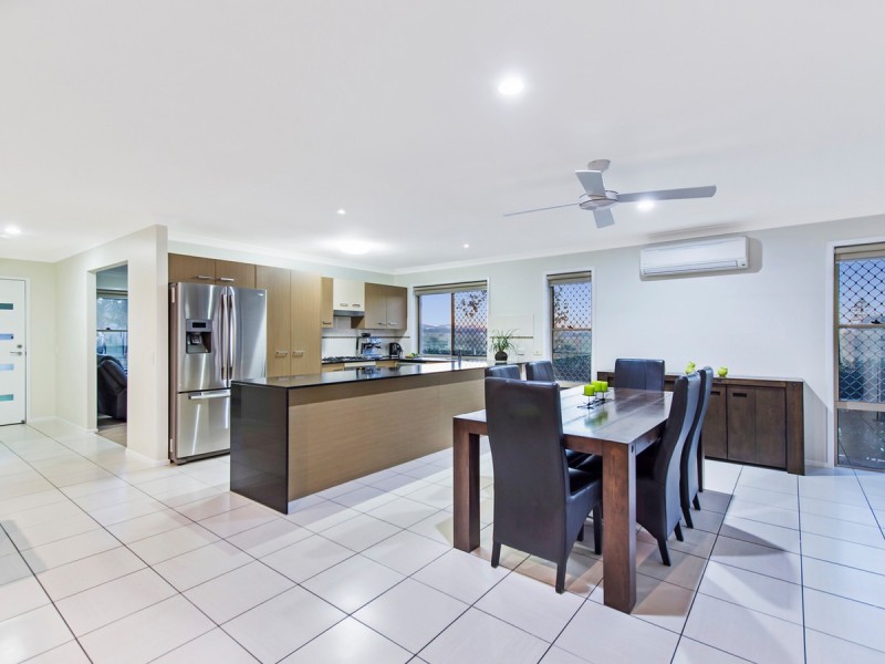 2 Rivervale Street, Ormeau QLD 4208