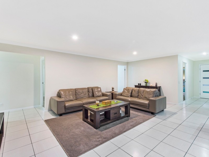 2 Rivervale Street, Ormeau QLD 4208