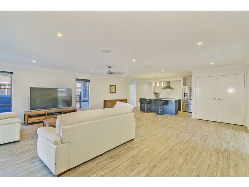 1 Flinders Street, Pimpama QLD 4209