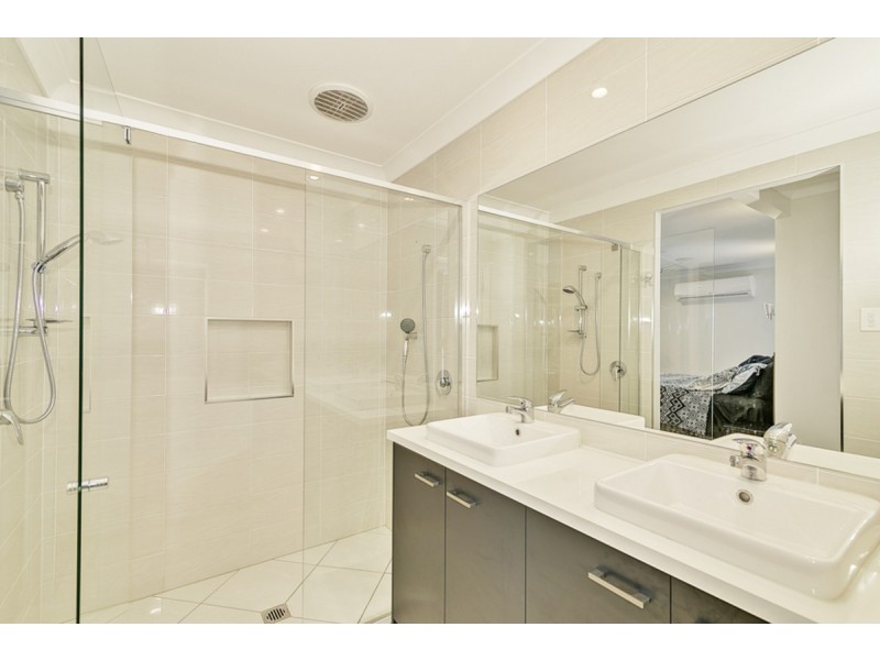 1 Flinders Street, Pimpama QLD 4209