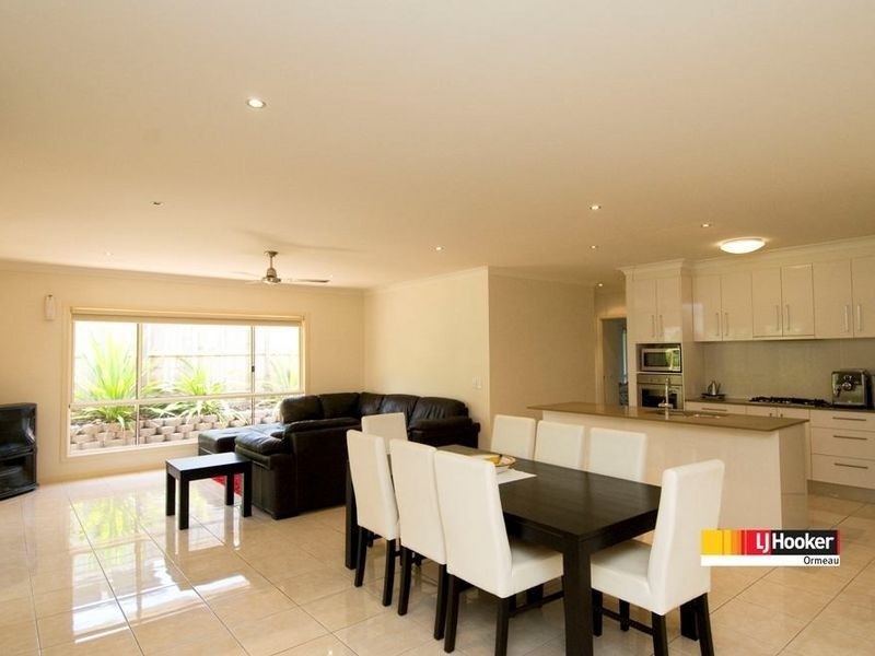 8 Lilyvale Cres, Ormeau QLD 4208