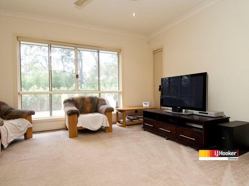 8 Lilyvale Cres, Ormeau QLD 4208