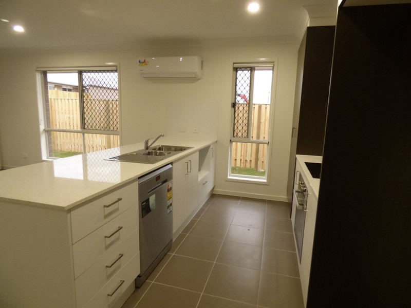 43 Chrome Drive, Pimpama QLD 4209