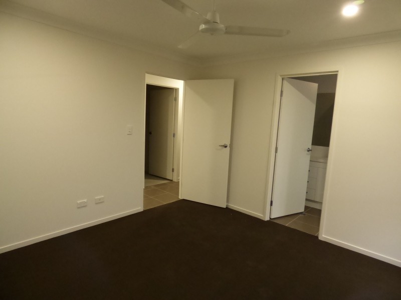 43 Chrome Drive, Pimpama QLD 4209