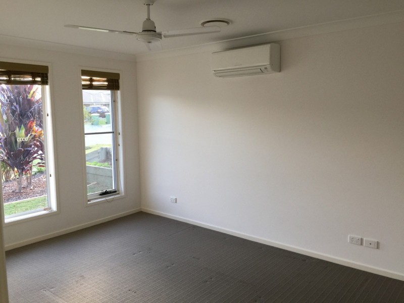 37 Banks Drive, Ormeau QLD 4208