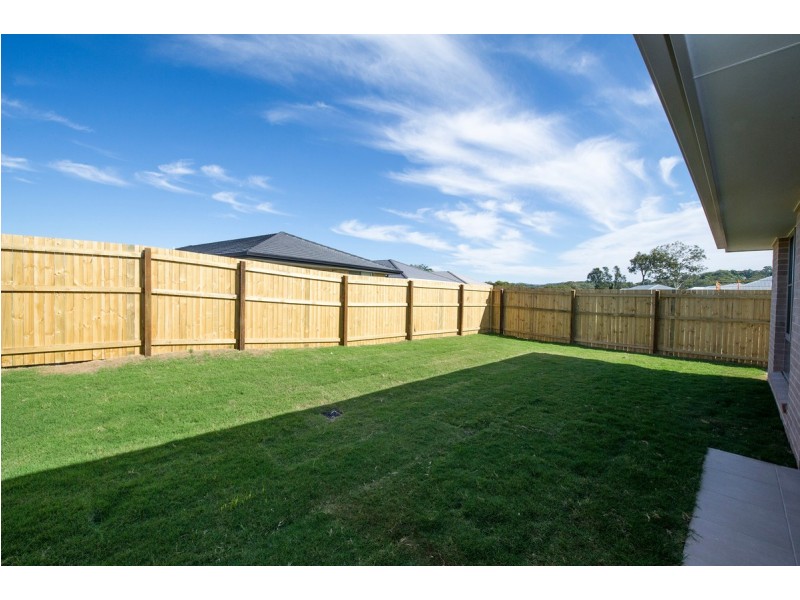 6 Rockford Street, Pimpama QLD 4209