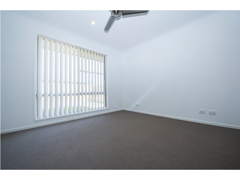 6 Rockford Street, Pimpama QLD 4209