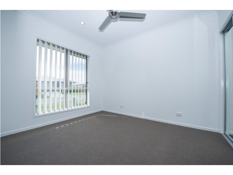 6 Rockford Street, Pimpama QLD 4209