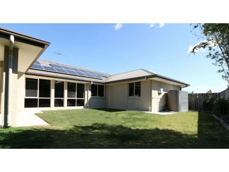 35 Strathburn Crescent, Ormeau QLD 4208