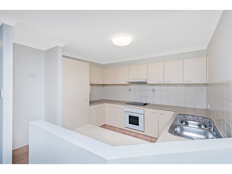 2/12 Camlan Place, Ormeau QLD 4208