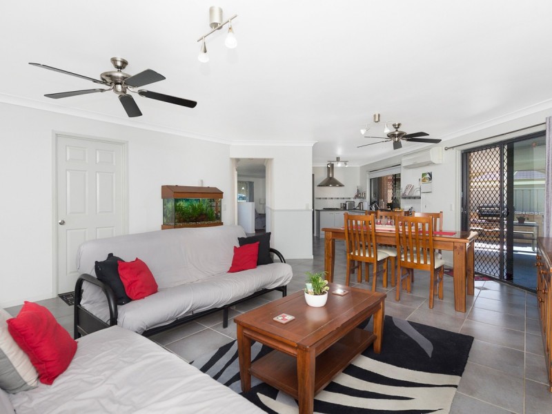 102 Halfway Drive, Ormeau QLD 4208