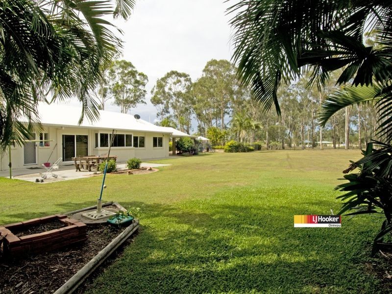 45 Sears Rd, Yatala QLD 4207
