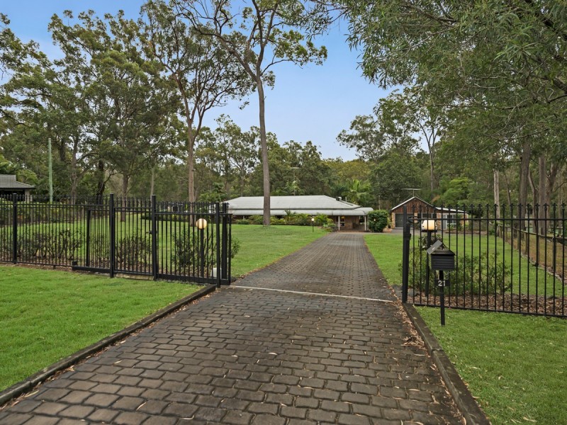 21 Warrawee Way, Pimpama QLD 4209