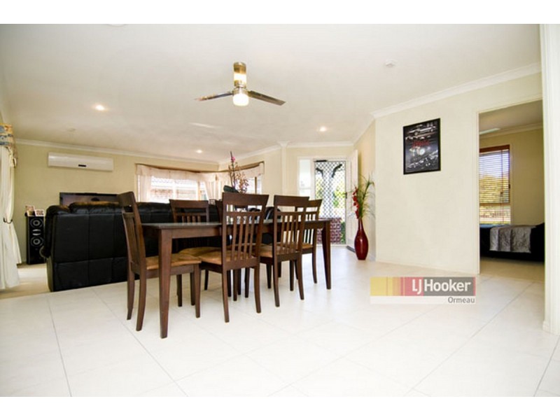 27 Halfway Drive, Ormeau QLD 4208