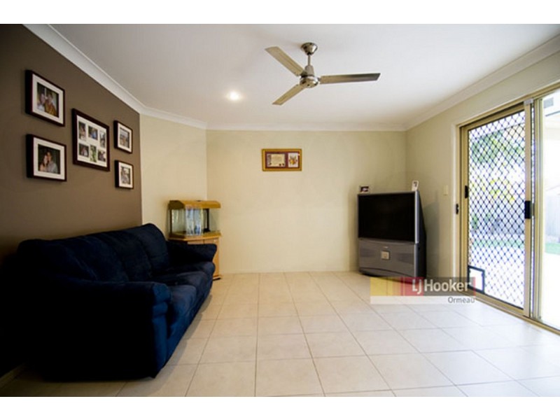 27 Halfway Drive, Ormeau QLD 4208