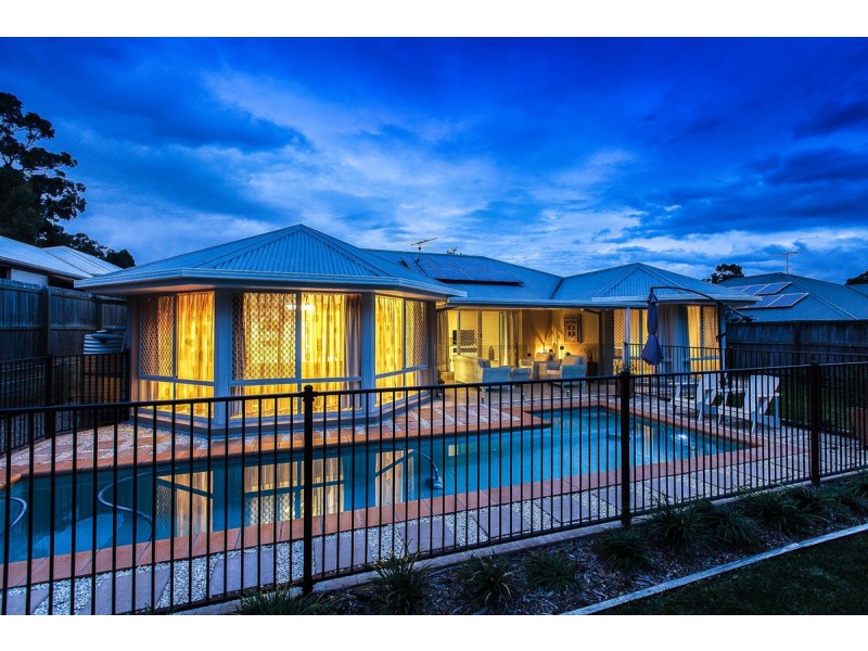 10 Emmaville Crescent, Ormeau QLD 4208