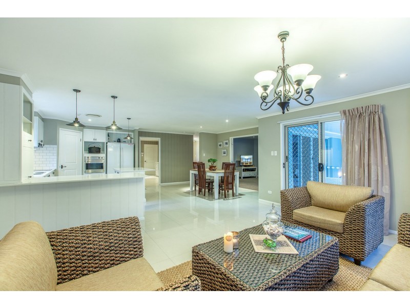 10 Emmaville Crescent, Ormeau QLD 4208