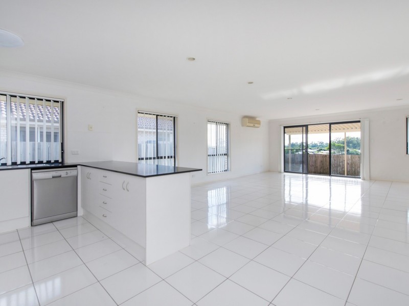 7 Charlton Crescent, Ormeau QLD 4208